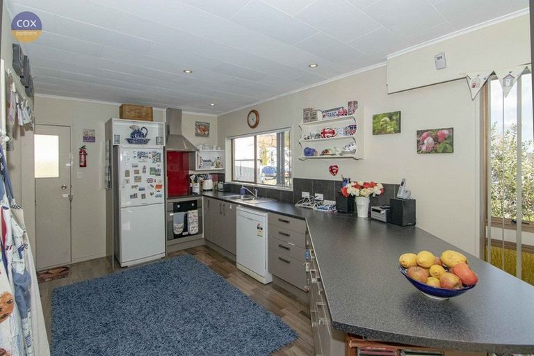 Photo of property in 6/512 Heretaunga Street East, Hastings, 4122