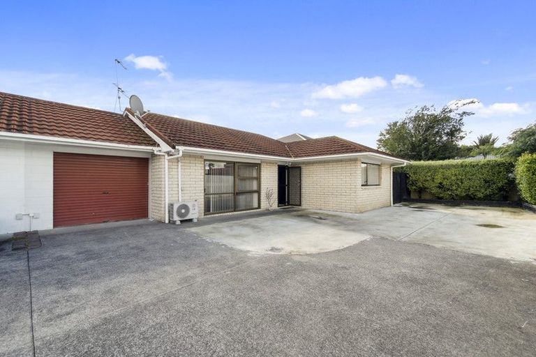 Photo of property in 1/27 Scott Road, Papakura, 2110