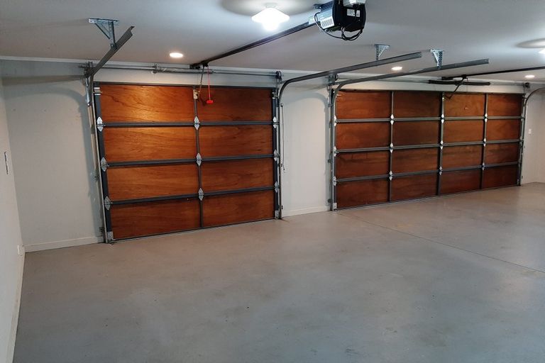 Photo of property in 65 Peter Hall Drive, Kelvin Grove, Palmerston North, 4414