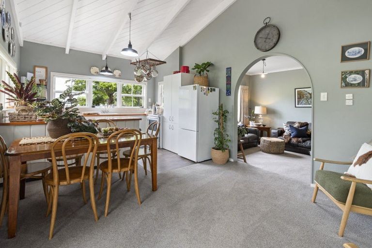 Photo of property in 80 Lethbridge Road, Feilding, 4779