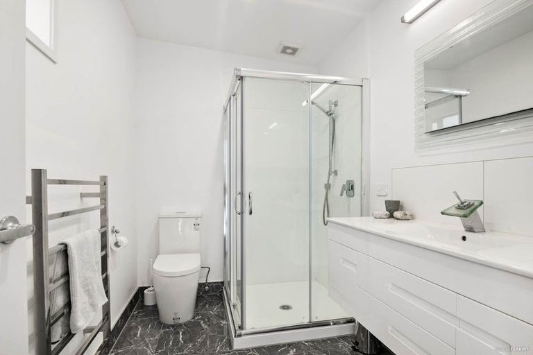 Photo of property in 17 Onepu Lane, Manly, Whangaparaoa, 0930