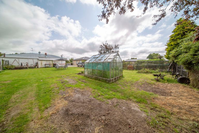 Photo of property in 38 Brydone Street, Edendale, 9825