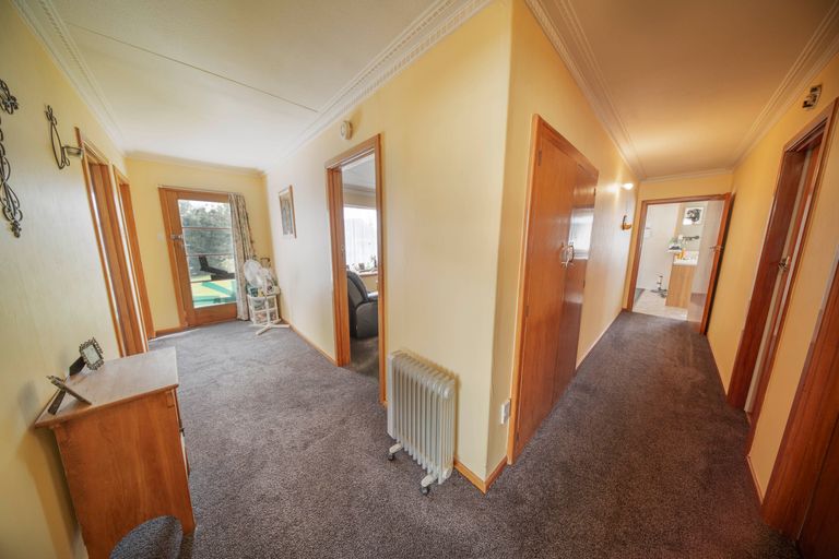 Photo of property in 38 Brydone Street, Edendale, 9825