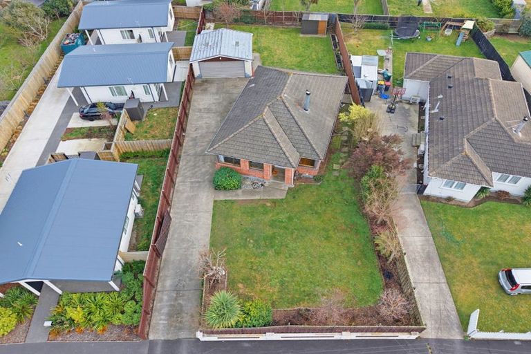 Photo of property in 7 Camden Street, Northcote, Christchurch, 8052