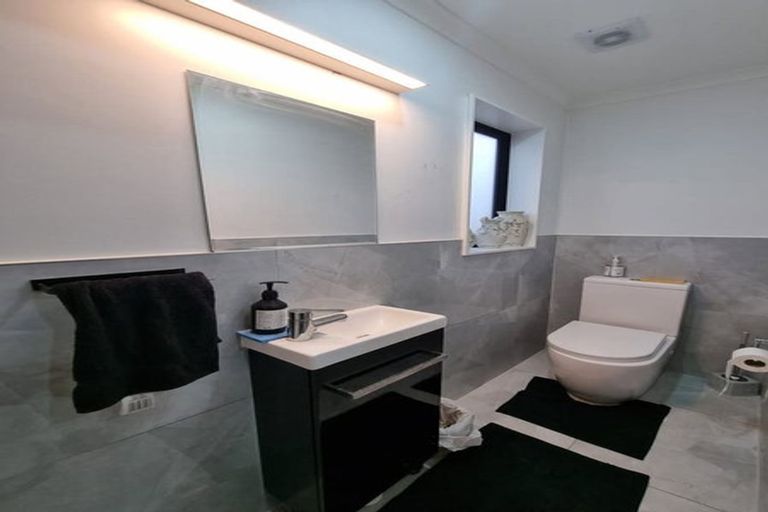 Photo of property in 47 Buckingham Crescent, Papatoetoe, Auckland, 2025