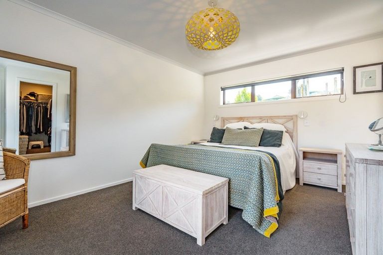 Photo of property in 25 Nilgiri Road, Poraiti, Napier, 4182