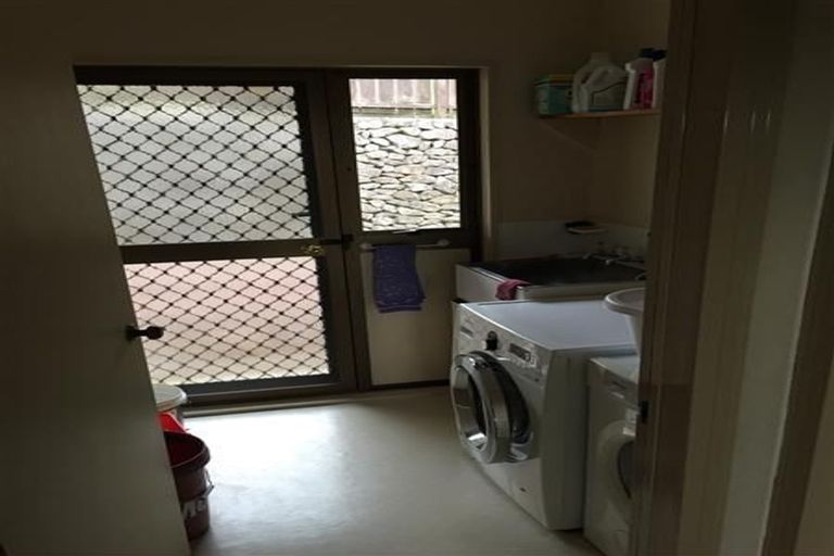 Photo of property in 356b Devonport Road, Tauranga South, Tauranga, 3112