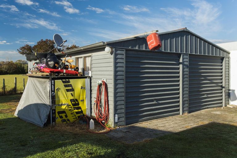 Photo of property in 10 Solander Street, Tolaga Bay, 4077