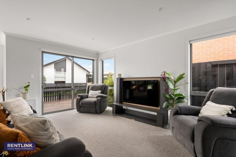 Photo of property in 6 Salers Lane, Papamoa, 3118