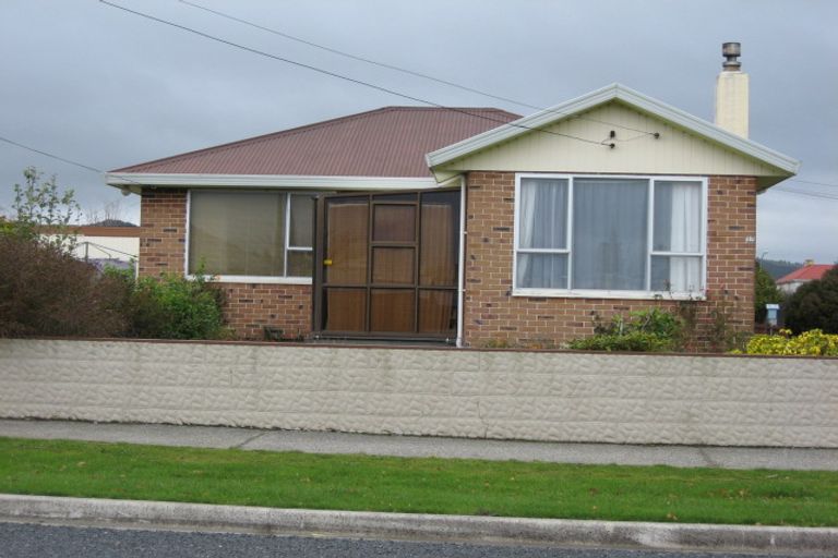 Photo of property in 17 Johnson Street, Milton, 9220