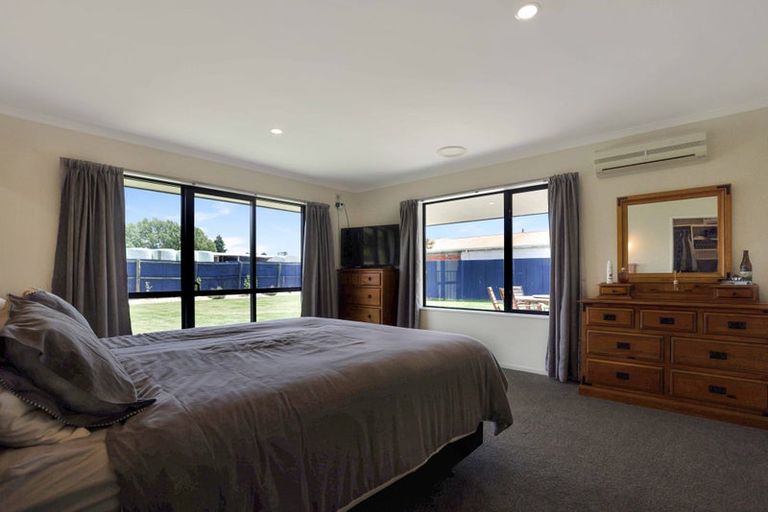 Photo of property in 22 Anne Street, Tinwald, Ashburton, 7700