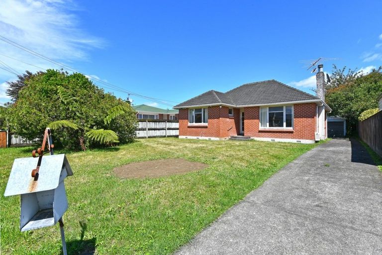 Photo of property in 4 Kelly Grove, Elderslea, Upper Hutt, 5018