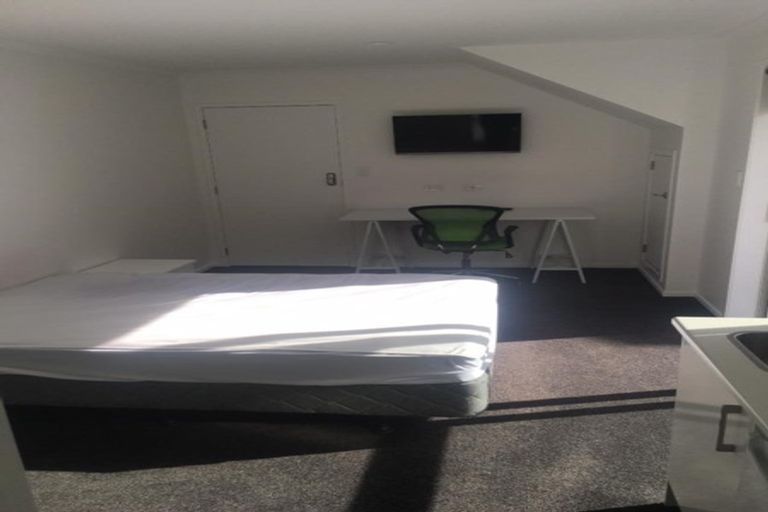 Photo of property in 2/16 Hogan Street, Hamilton East, Hamilton, 3216