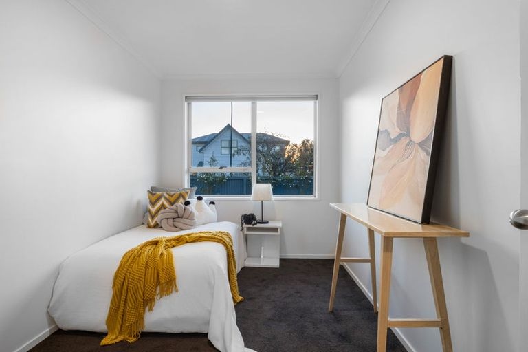 Photo of property in 2/110 Barbour Street, Waltham, Christchurch, 8011