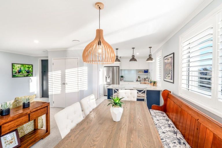 Photo of property in 73 Murray Ward Drive, Te Kauwhata, 3710