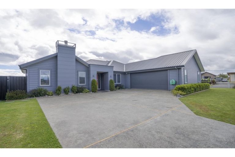 Photo of property in 4 Rodeo Drive, Te Anau, 9600