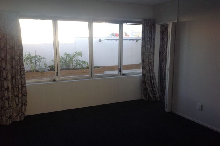 Photo of property in 1/32 Taylor Road, Mangere Bridge, Auckland, 2022