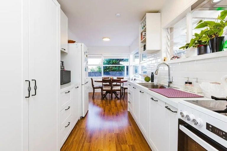 Photo of property in 19 Wilson Place, Papakura, 2110