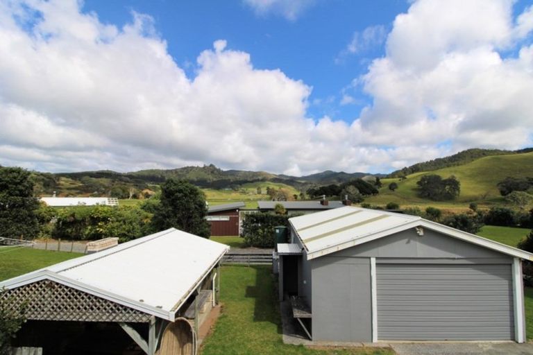 Photo of property in 209 Mangakahia Drive, Whangapoua, Coromandel, 3582