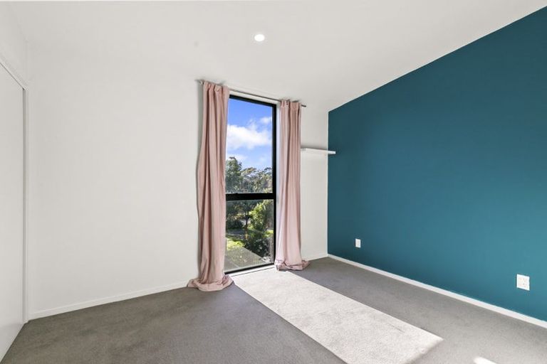 Photo of property in 15 Te Ara O Paetutu, Petone, Lower Hutt, 5012