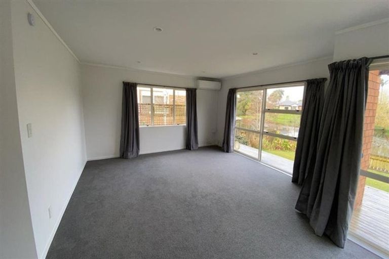 Photo of property in 19b Mcgowan Place, Orewa, 0931