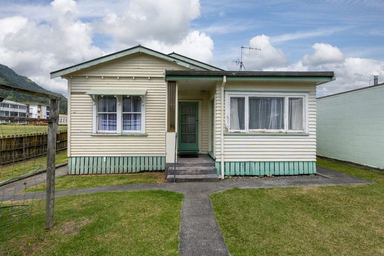 Photo of property in 12 George Street, Te Aroha, 3320