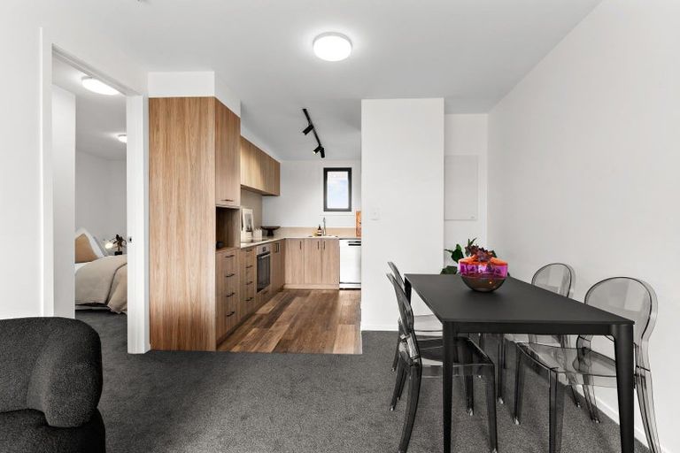 Photo of property in 203/94 Cambridge Terrace, Waterloo, Lower Hutt, 5011