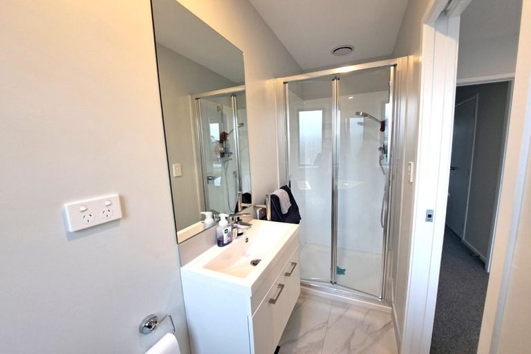 Photo of property in 20b Flaxdale Street, Birkdale, Auckland, 0626