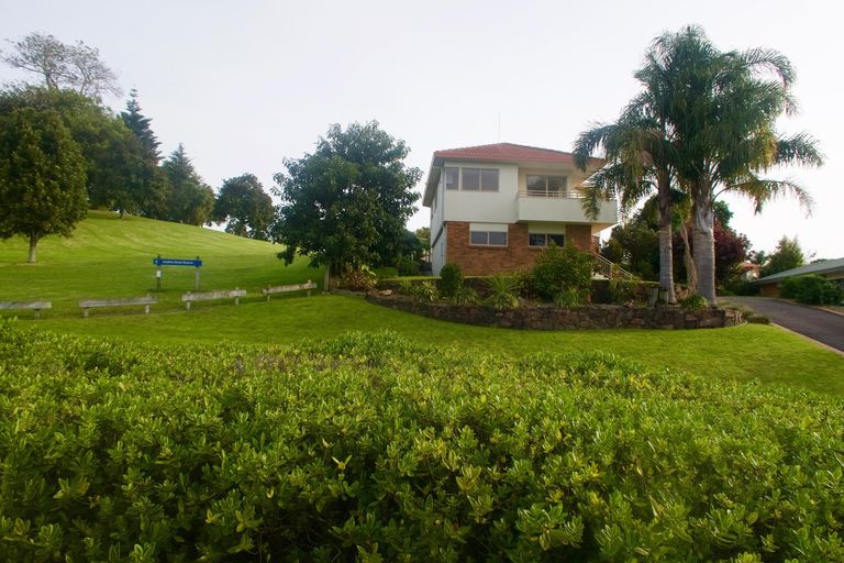 Photo of property in 12 Homestead Place, Welcome Bay, Tauranga, 3112