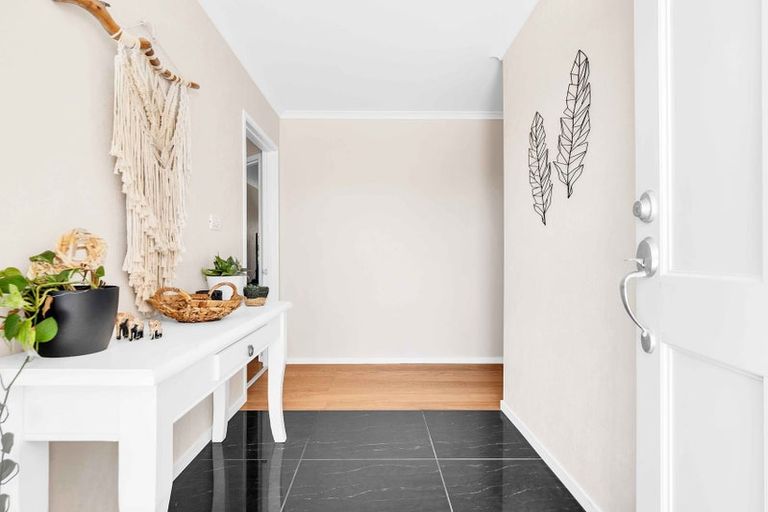 Photo of property in 3 Omana Avenue, Shelly Beach, Helensville, 0874