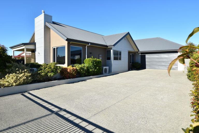 Photo of property in 26 Irishman Drive, Twizel, 7901