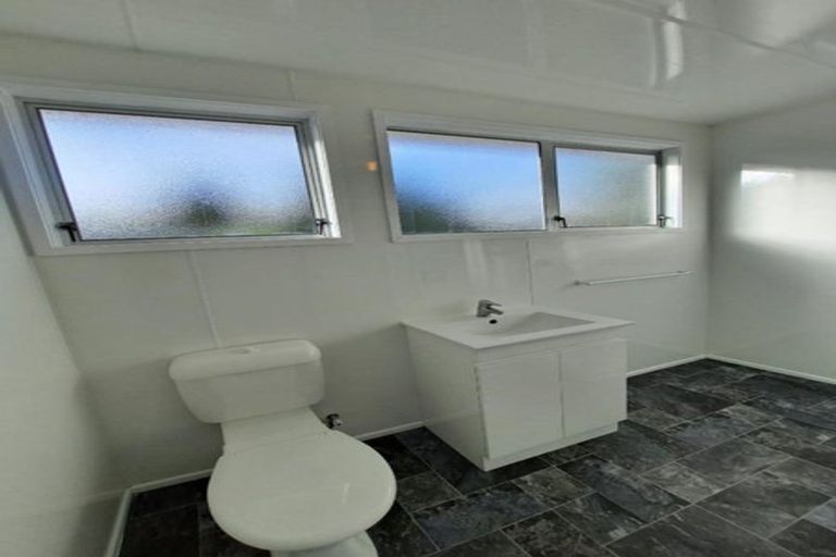 Photo of property in 46a Belt Road, Moturoa, New Plymouth, 4310