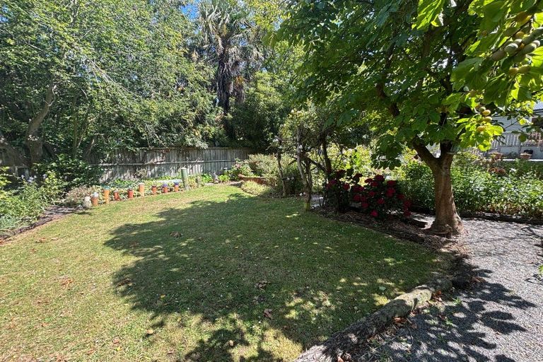 Photo of property in 38 Ford Road, Opawa, Christchurch, 8023