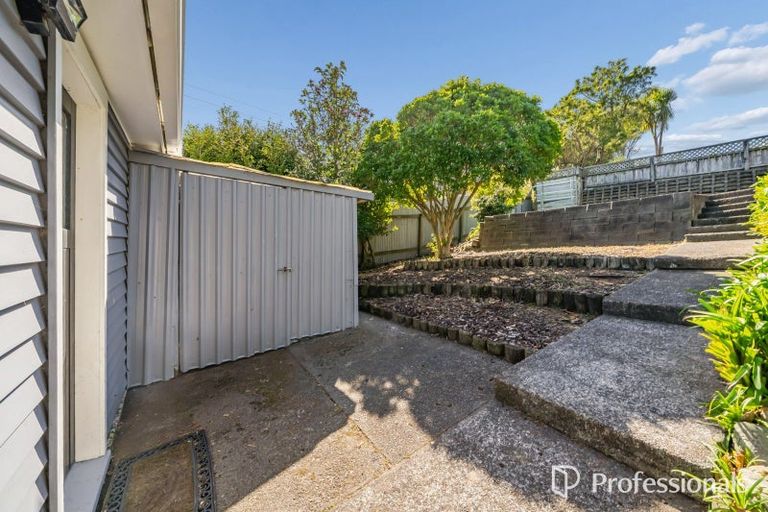 Photo of property in 9 Peel Place, Wainuiomata, Lower Hutt, 5014