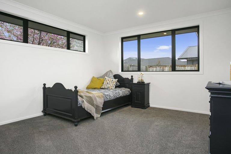 Photo of property in 35 Tulip Drive, Cambridge, 3434
