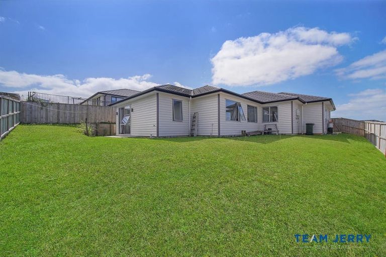 Photo of property in 9 Flannery Road, Pokeno, 2402