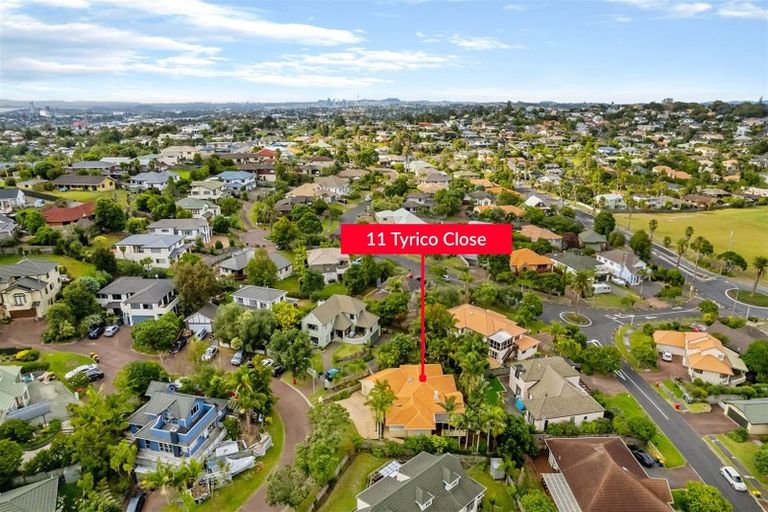Photo of property in 11 Tyrico Close, Unsworth Heights, Auckland, 0632