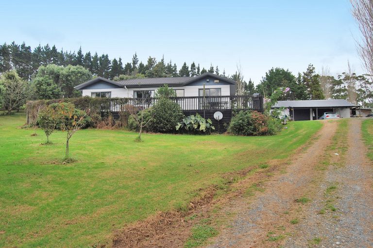 Photo of property in 118 Whangaripo Valley Road, Wellsford, 0974