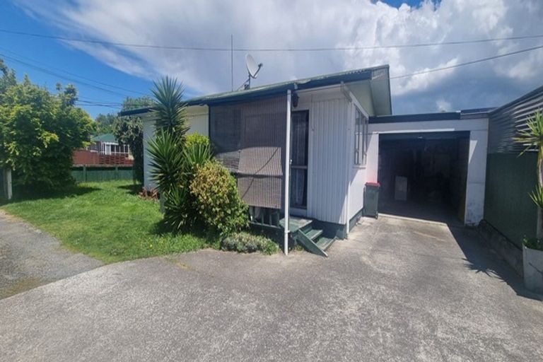 Photo of property in 11 Bell Road, Western Heights, Rotorua, 3015