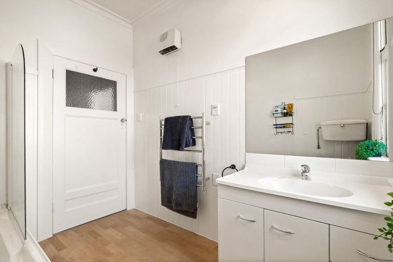 Photo of property in 127 Fitzroy Street, Forbury, Dunedin, 9012