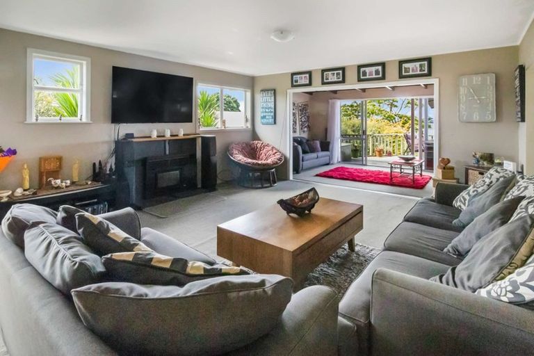 Photo of property in 157 Kingswood Road, Brookfield, Tauranga, 3110
