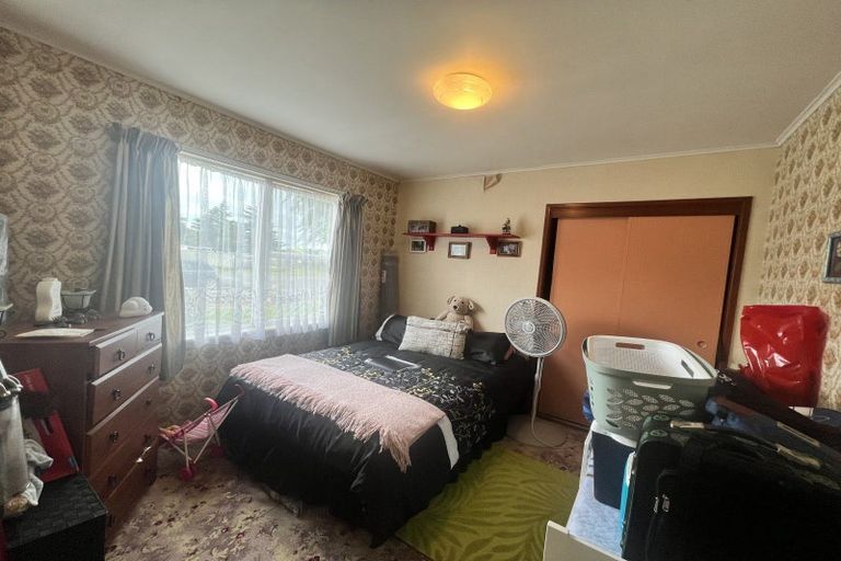 Photo of property in 35 Neptune Street, Dannevirke, 4930