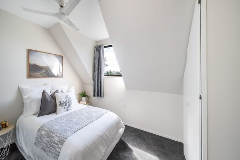 Photo of property in 15 Factory Road, Belfast, Christchurch, 8051