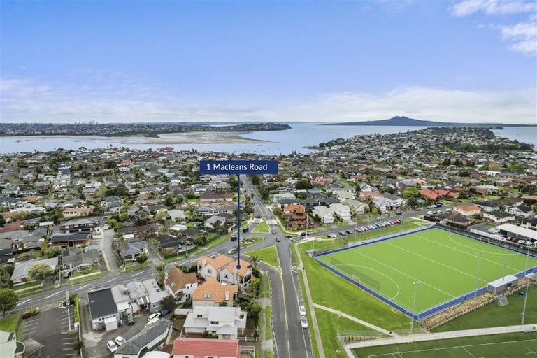 Photo of property in 1 Macleans Road, Bucklands Beach, Auckland, 2014