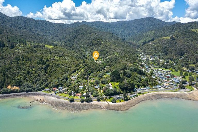 Photo of property in 15 Pohue Creek Road, Waiomu, Thames, 3575