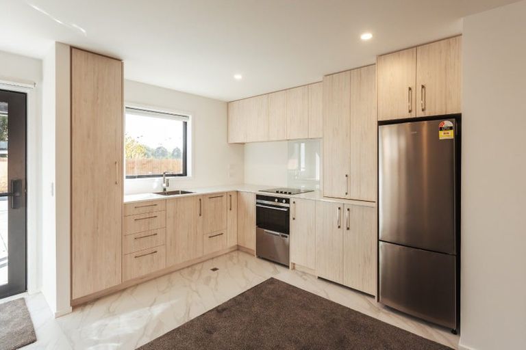 Photo of property in 4/12 Matata Place, Dallington, Christchurch, 8061