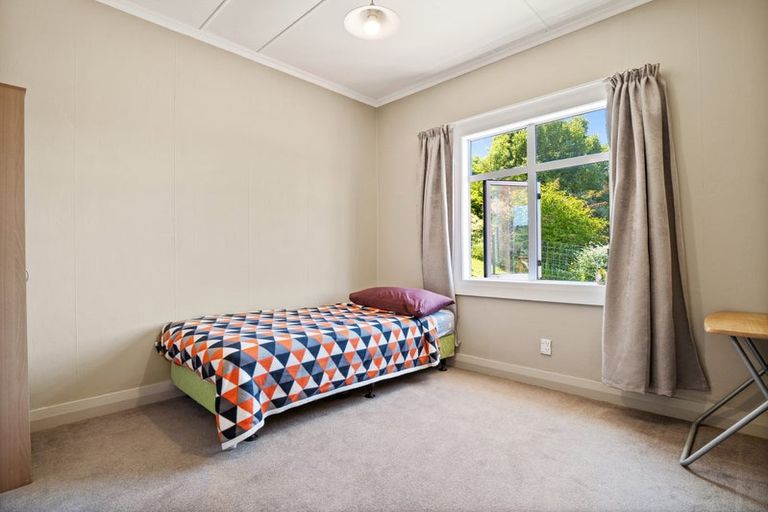 Photo of property in 349 Ravensbourne Road, Maia, Dunedin, 9022