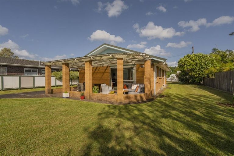 Photo of property in 8 Hamilton Crescent, Whitianga, 3510