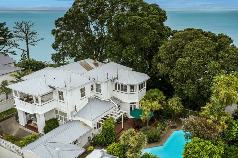 Photo of property in 14 Elizabeth Road, Bluff Hill, Napier, 4110