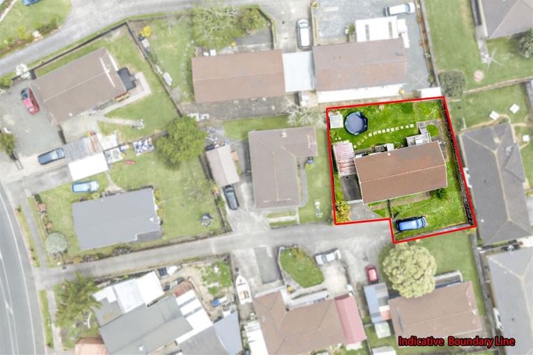 Photo of property in 2/11 Etherton Drive, Weymouth, Auckland, 2103